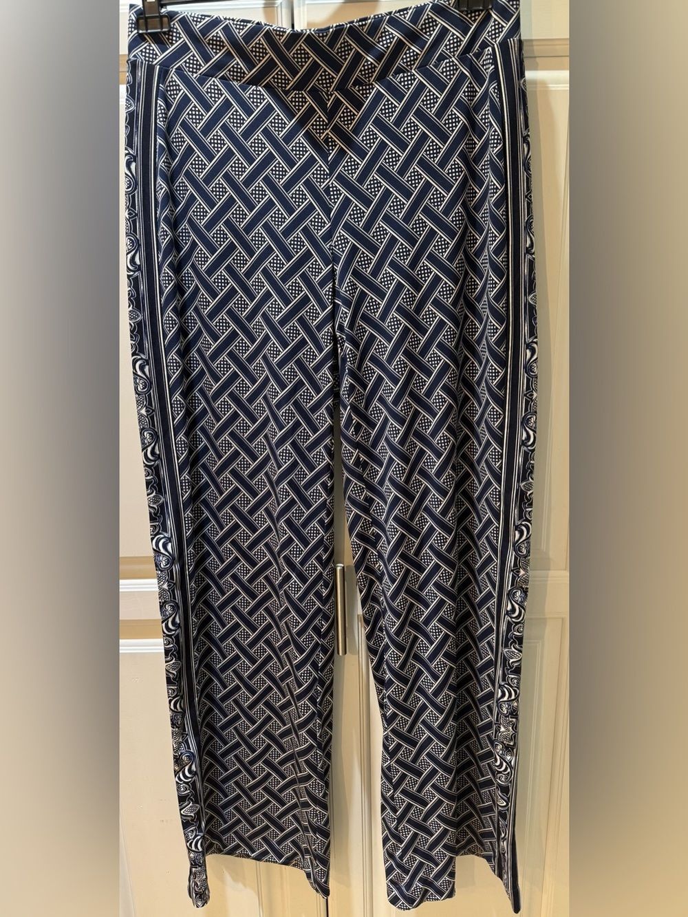 White House Black Market Navy and White Geometric Print Pants